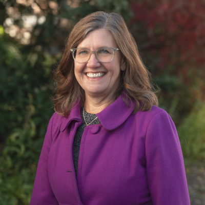 Carolyn Brennan headshot