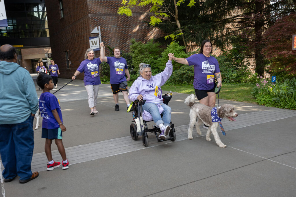 People running