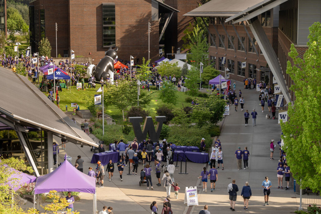 An aerial view of a plaza filled with people.