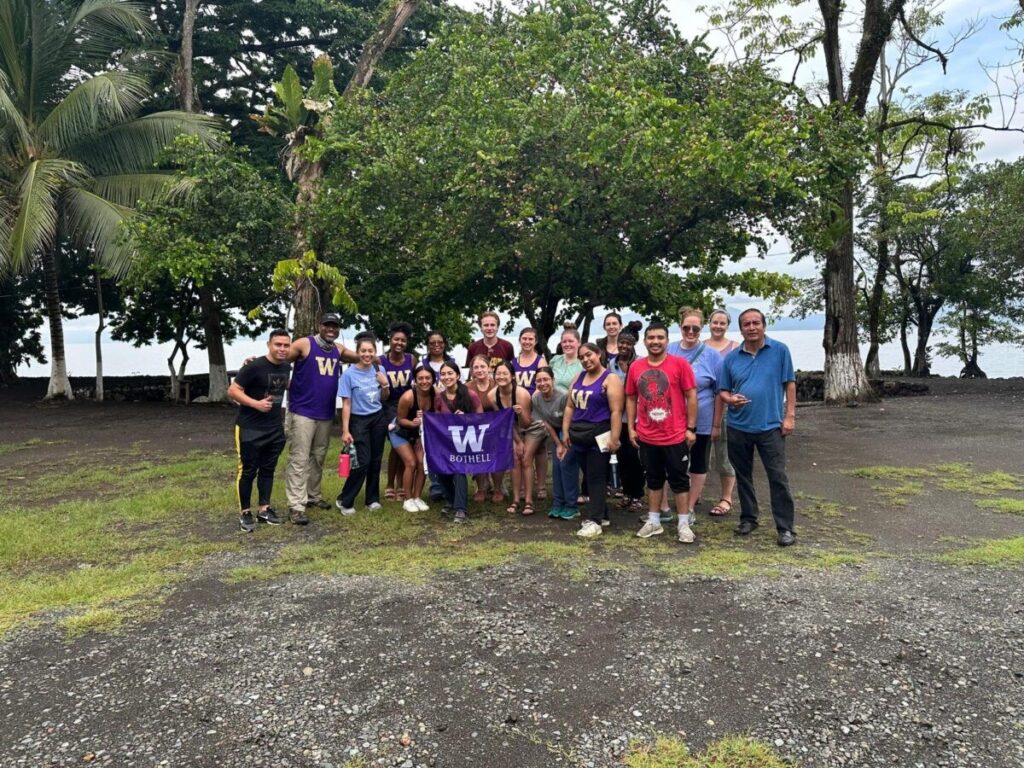 UW Bothell Students in Guatemala