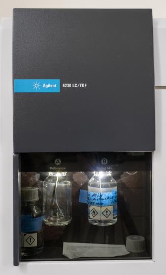 Mass spectrometer system with bottles attached