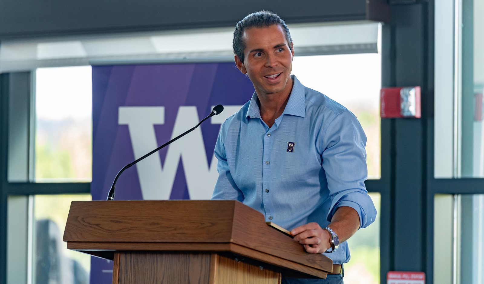 Stefan Torres at podium