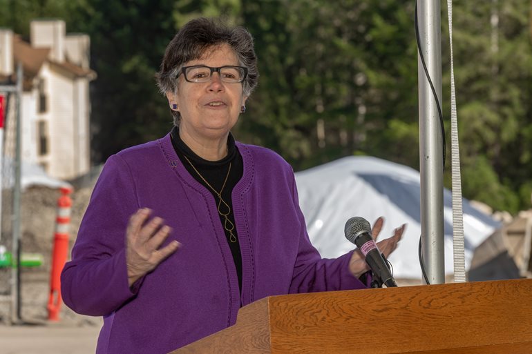 Dr. Ana Mari Cauce speaking at the ceremony